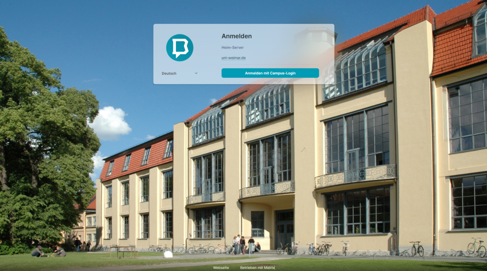 Screenshot Landingpage des Bauhaus Chat mit Anmelde-Fenster