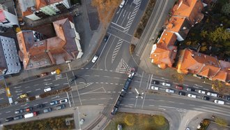 In der Thüringer Landeshauptstadt Erfurt werden Methoden der Künstlichen Intelligenz in den Bereichen Mobilität, Logistik und Energie erprobt. Foto: Julius Uhlmann