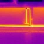 Thermogram of a classic radiator: the yellow coloring indicates the warm areas. (Photo: Chair of Building Physics) 