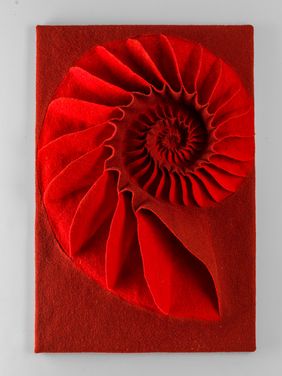 Wandbild aus Filz von Charlotte Sehmisch. Foto: Alexander Burzik Wandbild aus Filz von Charlotte Sehmisch. Foto: Alexander Burzik