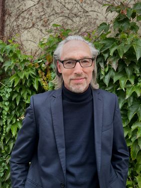 Prof. Burkhart von Scheven, Dean of the Faculty of Art and Design. Photo: Prof. Birgit Wudtke