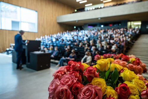 Graduierungsfeier der Fakultät Bauingenieurwesen im Audimax der Bauhaus-Universität Weimar. (Foto: Thomas Müller)