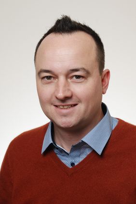 Ein Porträtfoto von Prof. Dr. rer. nat. Björn Rüffer