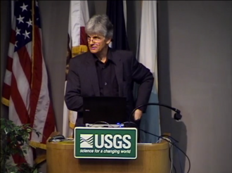 Februar 2011: Vortrag in Menlo Park (USA) vor den Kollegen des US Geological Survey zur Auswertung mehrwöchiger Messungen an den Messtationen in Kalifornien. (Foto: Christian Kaufmann, EDAC)