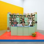»Small Business Model« von Christine Hill in der Galerie EIGEN+ART Leipzig, 2011 (Foto: Uwe Walter Berlin)