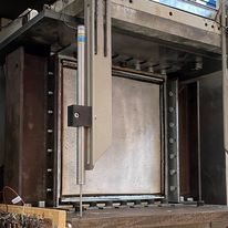 Beulblechversuch in der Druck-Schub-Prüfmaschine 1500 kN
