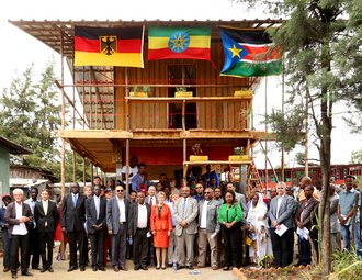 Der Experimentalbau SICU (»Sustainable Incremental City Unit«) wurde 2014 mit dem »Regional Holcim Award 2014 Africa Middle East« ausgezeichnet. (Quelle: Bauhaus-Universität Weimar/EiABC Addis Ababa)