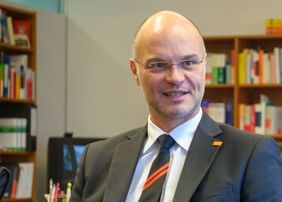 Horst Henrici, Kanzler der Bauhaus-Universität Weimar