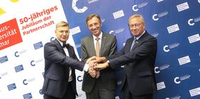 Kooperation über Jahrzehnte: Rektor der MGSU, Präsident der Bauhaus-Universität Weimar, ehemaliger Rektor der MGSU Prof. Telichenko. Foto: Vjatscheslav Korotichin