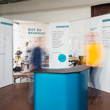 Neu gestalteter Messestand der Bauhaus-Universität Weimar (Foto: Tobias Adam; ©Bauhaus-Universität Weimar)