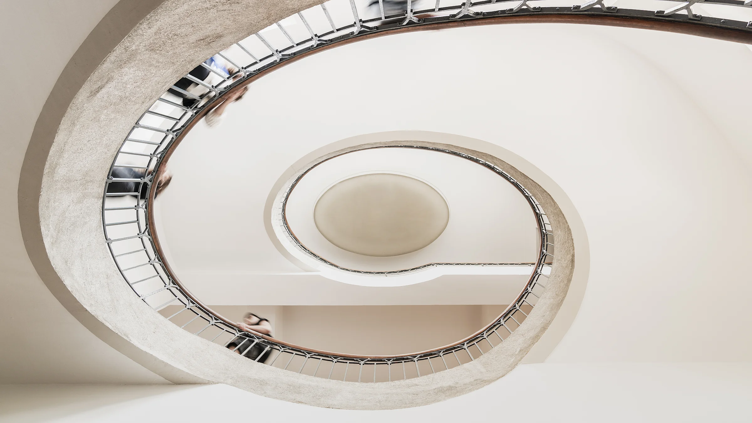 Sommer, 2019, Hauptgebäude, Treppe, grafisch, minimalistisch, Innen