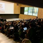 Teilnehmerinnen und Teilnehmer der Konferenz 2019 im Audimax