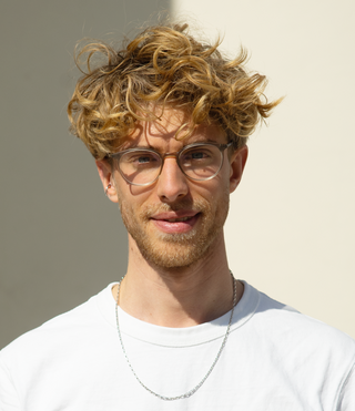 Portrait photo of Philipp Enzmann