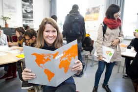 Studentin in der International Welcome.Lounge 2013 Studentin in der International Welcome.Lounge 2013