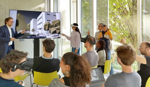 Virtually Experiencing, Analysing and Changing Urban Planning Concepts Together (Copyright: Bauhaus-Universität Weimar)
