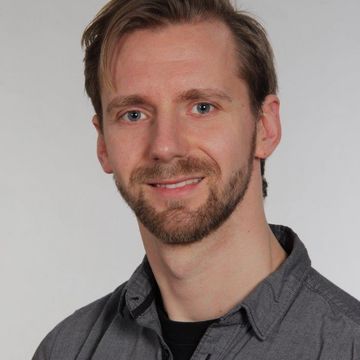 Portraitfoto von Steven Mac Nelly, Umweltbeauftragter der Bauhaus-Universität-Weimar (Foto: X) 