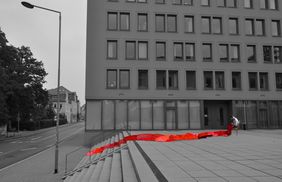 Vanessa Brazeau plant einen Ringkampf auf dem Theaterplatz. Bild: Studiengang Kunst im öffentlichen Raum