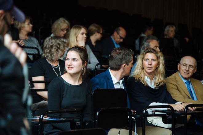 Eingeladen waren 54 Stipendiatinnen und Stipendiaten, ihre Familien und Freunde und die betreuenden Professorinnen und Professoren