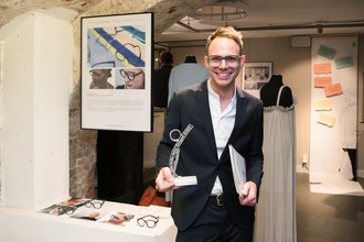 Michael Braun auf der Preisverleihung des Lucky Strike Junior Designer Awards 2018; Copyright: stilwerk