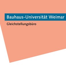 Das Schriftlogo zeigt die Worte »Bauhaus-Universität Weimar« in weißer Schrift auf blauem Hintergrund. Darunter steht in schwarzer Schrift auf lachsfarbenem Untergrund das Wort »Gleichstellungsbüro«.