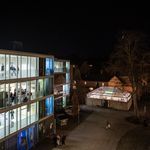 Foto: Bauhaus-Universität Weimar/Thomas Müller Auch 2023 waren das Hauptgebäude und die Kuben der Bauhaus-Universität Weimar Orte der Semesterausstellung Architektur und Urbanistik. Foto: Bauhaus-Universität Weimar/Thomas Müller