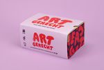 Closed game box from »ARTGERECHT« by Anna Buhler: the packaging shows the title of the board game and the subtitle »Alles eine Frage der Spezies«.