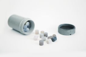 Am FIB werden Grundlagenforschung sowie angewandte Forschung und Entwicklung auf dem Gebiet Baustoffe, Sanierung und Recycling mit den Schwerpunkten Zement, Mörtel, Beton, Gips, Polymere und Holz durchgeführt. Bauhaus-Universität Weimar, Foto: Guido Werner