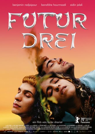 The poster shows against a pink and orange background the heads of the three protagonists — two men and a woman — leaning against each other. Above the three heads, the poster shows the movie's title, »Futur Drei«, in silver writing.