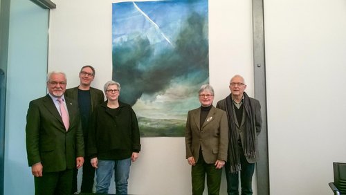 Die Preisverleihung fand am 22. Januar 2016 an der Bauhaus-Universität Weimar statt. (v.l.n.r.: Prof. Dr.-Ing. Karl Beucke, Gastwiss. Sven Kroner, Dr. Ulrike Bestgen sowie Ulla und Eberhard Jung)