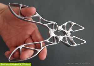 Alu-Zange: Jakob Kukula