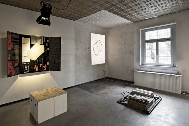 Ausstellung zum Abschluss des Lehrprojekts in der Wohnung Asbachstraße 32, Weimar, Februar 2018