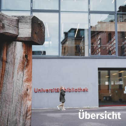 Foto der Universitätsbibliothek mit Überschrift: Übersicht Vertiefung