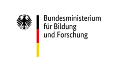 Das Logo besteht aus einem schwarzen Bundesadler (links), einem vertikalen Streifen in den Deutschland-Farben schwarz-rot-gold (Mitte) und einem schwarzen Schriftzug: »Bundesministerium für Bildung und Forschung«.