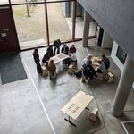 Der Raum vor dem Audimax ist ideal geeignet für das Pilotprojekt: Er ist hell, gut zugänglich und es gibt W-Lan. Foto: Andreas Wolter