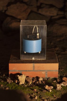 In der Parkhöhle befindet sich seit dem Jahr 2009 eine seismische Station. Foto: Barbara Proschak In der Parkhöhle befindet sich seit dem Jahr 2009 eine seismische Station. Foto: Barbara Proschak