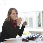 Infohotline gestartet: Studierende der Fakultät Bauingenieurwesen beraten Studieninteressierte. Foto: Cyquest.
