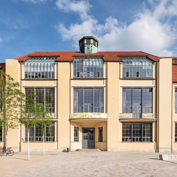 Hauptgebäude der Bauhaus-Universität Weimar