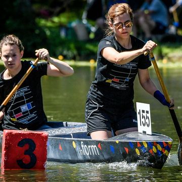 2019 erhielt das Team der Bauhaus-Universität den ersten Preis für die Gestaltung ihres Betonbootes »inFORM«. Auch im sportlichen Wettkampf erzielten die Studierenden Spitzenplätze. (Foto: Sascha Steinbach)