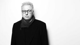 Prof. Wolfgang Sattler ist Dekan der neuen Fakultät Kunst und Gestaltung. (Prof. Sattler, Foto: Daniel George)
