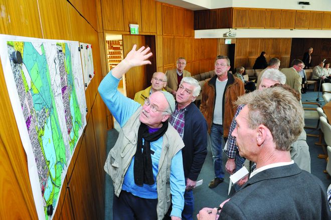https://www.lokalkompass.de/monheim/c-politik/flaute-bei-der-buergerbeteiligung-zum-windkraftprojekt-entlang-der-autobahntrasse_a289424#gallery=default&pid=3882693