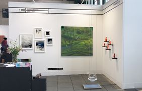 Messestand auf der POSITIONS Art Fair Berlin. Galerie Eigenheim, Fotografin: Bianka Voigt Foto Messestand. Ausstellung.