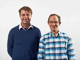 Die Juniorprofessoren Jörn Hintzer und Jakob Hüfner sind mit »Fußballfloskeln wörtlich genommen« für den Grimme-Preis 2015 in der Kategorie Unterhaltung nominiert.