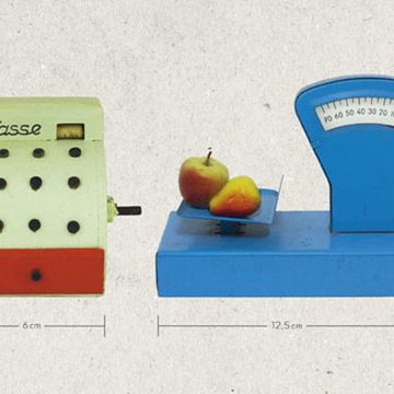 Prof. Christine Hill zeigt in der Ausstellung »Sliding Scale« in der Berliner Galerie EIGEN + ART ihre Arbeit zur Konsumkultur