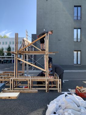 Beim Aufbau (Copyright: Professur Entwerfen und Städtebau) 