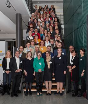 Die Bauhaus-Universität Weimar hat sich als eine von 50 Institutionen in diesem Jahr erstmalig erfolgreich um das »Total E-Quality-Prädikat« für Chancengleichheit beworben. (Foto: Sami Radwan, DigitalDesignTeam) Die Bauhaus-Universität Weimar hat sich als eine von 50 Institutionen in diesem Jahr erstmalig erfolgreich um das »Total E-Quality-Prädikat« für Chancengleichheit beworben. (Foto: Sami Radwan, DigitalDesignTeam)