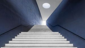 Nach oben führende Treppe.