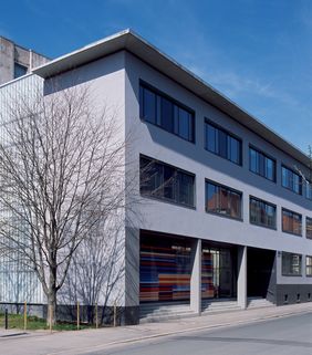 Materialforschungs- und -prüfanstalt in der Coudraystraße 4/9
