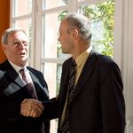 Jubilar Prof. Horst Kretzschmar und Prof. Hans-Joachim Bargstädt, Dekan der Fakultät Bauingenieurwesen (Bauhaus-Universität Weimar, Foto: Annika Nestler)