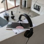 »Radiophonic Spaces« Programm und Kopfhörer