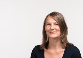 Foto von Dr. Yvonne Volkar; Bildquelle: Hochschule für Gestaltung und Kunst FHNW